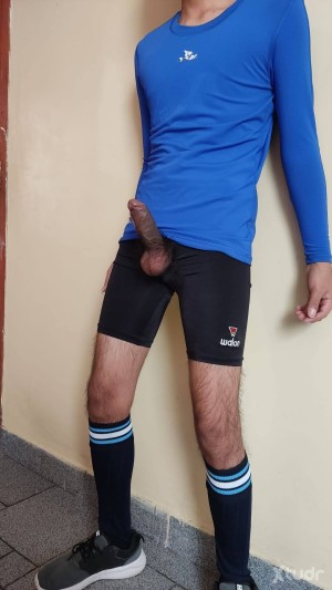 Xtudr - alexBDSM: I'm Alex, I like sports clothing and being dressed in sports clothing. If you lend me or buy me some, I'll wear it for the...