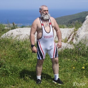 Xtudr - LOBO80: I'm looking for a submissive to attend to a dominant man in his home.
I'M LOOKING for submissives to entertain myself, who h...