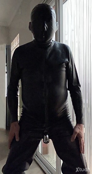 Xtudr - sumisowaders: Pasivo , sumiso,  al que le gustan todo tipo de botas, waders, militares, etc, el rubber, el cuero y el bondage, si es...