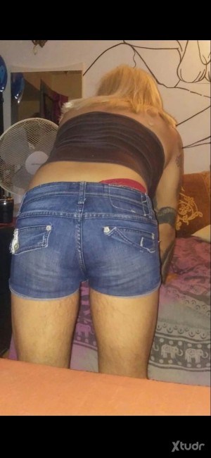 Xtudr - Pas36zorra: Submissive bottom very very slutty so that they rape me without mercy record me share me...