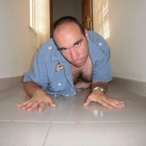 Xtudr - Felix_Cuenca: Soy una persona sincera no me ando, por las ramas soy directo no me van la gente mal educada, los que no saben lo que ...