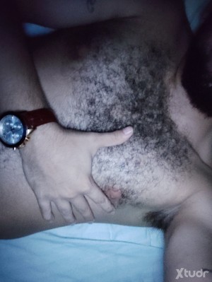 Xtudr - Vadri: Que me la metan o que me la chupen. Pero si que si que me toquen los pezones.