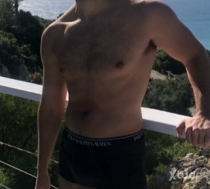 Xtudr - buscoAmobdsm: Soy esclavo sumiso y busco amo fijo que me tenga en propiedad,zona Madrid 