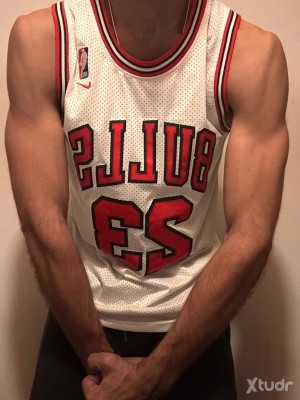 Xtudr - straightDomXL: Hetero dominante masculino y pollon
Mi Telegram y mi twiter @StraightDomXL. Háblame si quieres estar q mis pies si su...