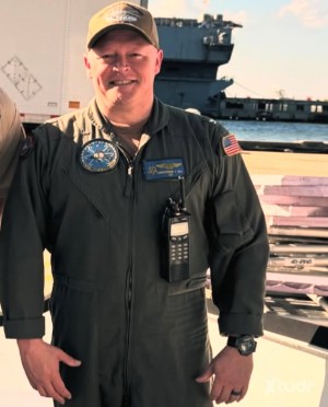 Xtudr - ChrisPN: A Naval architect engineer, coast worker, like to travel and enjoy life, fun to be with. 