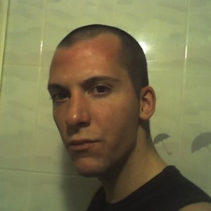 Xtudr - RapoTuMelena: Guapo, simpático, carismático...