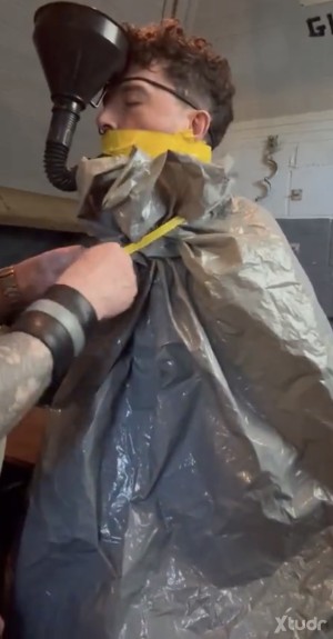 Xtudr - Mnbv098: Beso negro, CBT, Castidad, Deepthroating, Deshumanización, Dildos, Humillación, Lluvia, Momificación, Requesón, Scat, Sexo ...