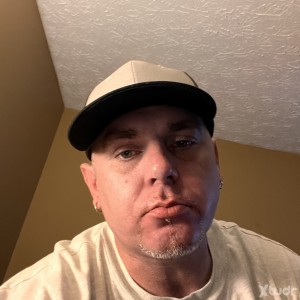 Xtudr - zach13: Divorced trying something new