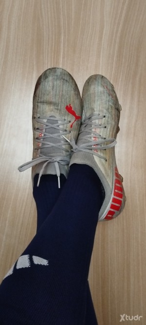 Xtudr - Dominoduro: I kick your balls, for fun. I'm looking for something real, no curious or fake people. Physical punishment.