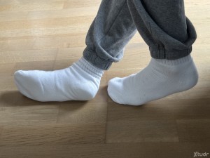 Xtudr - calcetin: 38 years old, normal but I like tickling and socks.