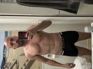 Xtudr - mitotoestragon: Compact male body and hungry ass with a craving for role play. 
Would you treat me like your slut after a long day o...