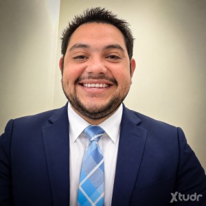 Xtudr - Edgariglesias: I am a Latin boy living in Annapolis if you live near Cape Saint Claire, send me a text ☺️