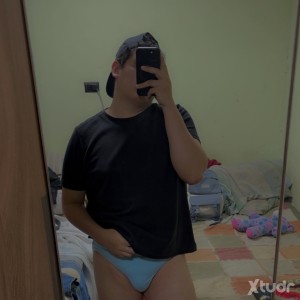 Xtudr - AlexDom: I’m a Dom from Guatemala with clear interests: chastity, humiliation, feminization, ABDL, sportswear, and socks (high or lo...