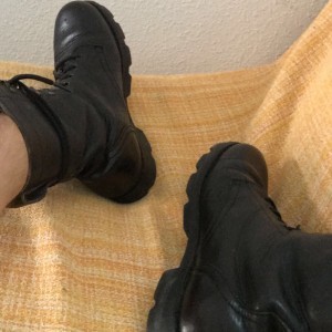 Xtudr - Cerdete_Pucela: Submissive with a dominant streak, vicious and piggy. I prefer you to put me on all fours but if you're being a huge...