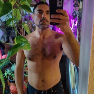 Xtudr - kinderbueno: Masculino. Serio dotado.Busco sumiso entregado y dócil.
también para otros amos que quieren compartir sumisos.
foto de ...