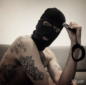 Xtudr - BiDSM: Mentorías 1:1 y sesiones privadas para ordenar deseo, límites, poder y vínculos no normativos. Método, criterio y cuidado.  ⛓...