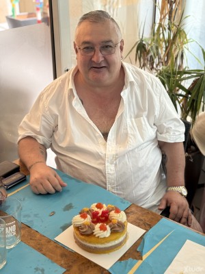 Xtudr - Perico: I'm a submissive bottom with Prince Albert piercing, hafada pubis, nipple and ear piercings, I like to give pleasure and alw...