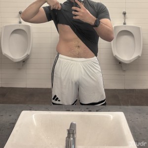 Xtudr - pasivofist: A dominant man to train my ass?