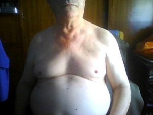 Xtudr - nando5252: My appearance is masculine, little hair, 68 years old, a bit chubby and well-preserved, mustache, gray hair, very little ...