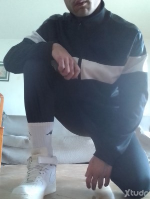 Xtudr - SoftBoss: I'm a dominant man from the province of Cádiz who loves bondage.