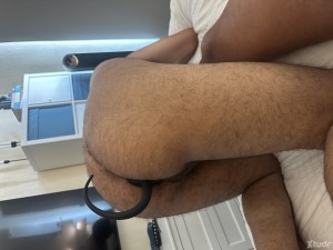 Xtudr - AmoLeafar: Soy un Amo, con varios años de experiencia en el mundo del BDSM. 
El uso de castidad en mis sumisos es indispensable.
Si ...