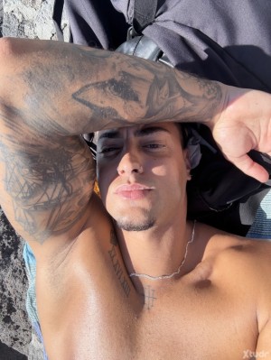 Xtudr - Amo22: sumiso financieros? 
 Tambien vendo videos mios 
Telegram GSC123