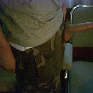 Xtudr - ivanmilitar: Exmilitar, tio serio, casado y fuera de ambiente 
limpio pero guarro en sexo Busco chicos  imberbes bajitos con culo pe...