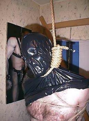 Xtudr - ESCLCABRON: Short, somewhat muscular, with a repeatable penis and a very fat ass to fill with pinch and torture while being well tie...