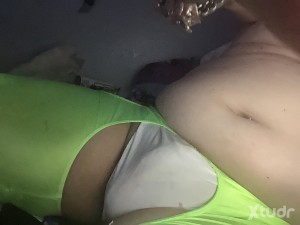 Xtudr - SatinPanty4cum: Looking for Bate bro, someone into panties, pantyhose, nylon , speedos, spandex to wrestle in and just grind against...