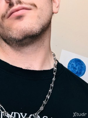 Xtudr - CrydCry: Soy activo y bastante cerdete (meos, pp training, lapos, zapas, etc)  y morboso. 
Me va un poco de todo; aunque también pue...