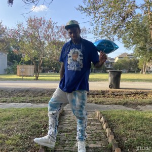 Xtudr - TR311MXXX: IMA BE ME ALL DAY EVERY DAY 
DARE 2 BE DIFFERENT