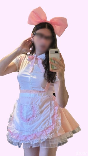 Xtudr - doncella: A dominant, masculine, mature, and serious man is being sought to make me his woman and submissive. I'm a Crossdresser and...