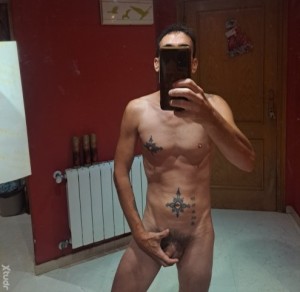 Xtudr - pollpeque: I'm looking for Skype with a big assed guy
I have a small penis
javi1977javi@hot