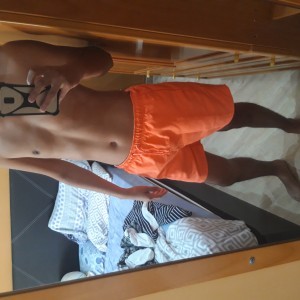 Xtudr - Ilichk2016: NO PROFILE PICTURE, I WON'T ANSWER! I'm looking for gym guys with nice asses and sluts in bed with a nicely pink and sha...