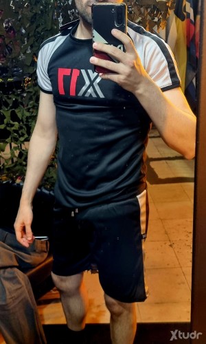 Xtudr - sub🍑: Sumiso pero un poco rebelde. Algo tímido. Buscando doms de mi edad aprox. Éntrame y dimé qué buscas. Me encanta que me pogan e...