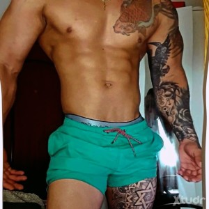 Xtudr - GRANDE&GRUESAXXL.: BISEXUAL discreto muy masculino pollón y muy follador a tope me corro muchas veces hasta 7 veces si es buena la s...