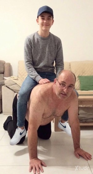 Xtudr - Perro1978: Submissive BDSM