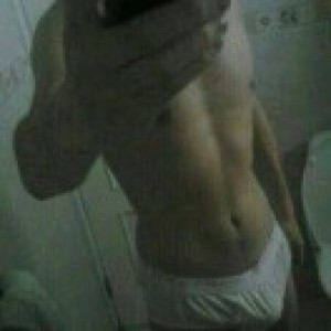 Xtudr - rink: I'm a normal guy, morbid and curious. I'm tall, thin, masculine (or not...), discreet and eager to try new things, open-minded...
