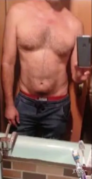 Xtudr - Jose44: Moreno alto atractivo y morboso,
