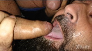 Xtudr - Luisito3904: Hola nunca he sido el esclavo de nadie ,pero me da morbo pensar que soy el esclavo de alguien y que tengo que hacer lo ...