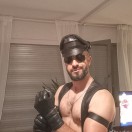 Xtudr - Leathermasterdom: I sell wo...