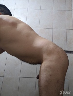 Xtudr - subhuman_: Buscando un amo al que servir las 24/7/365, de por vida, desea convertirse en propiedad subhumana de un dueño. Si su dueñ...