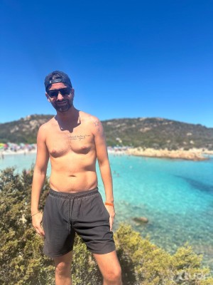 Xtudr - Amoabsoluto: Soy amo, tengo actitud dominante de naturaleza y activo 100%. Busco esclavo total 24/7. Me gusta dominar, humillar, ser...