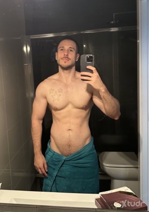 Xtudr - RubenSwitch: If you want to know something ask. Very pig and vicious