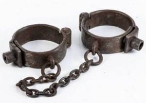 Xtudr - bondageslave54: I'm a mature submissive male, shaved head, gray beard, fat, domestic, bondage enthusiast and foot worshiper for Dom,...