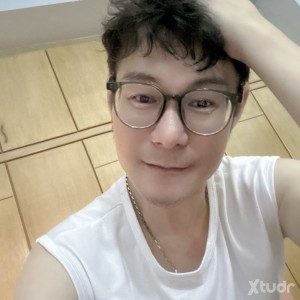 Xtudr - Superio8: I’m looking for someone who can have a great time and fun