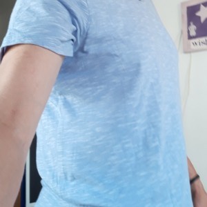 Xtudr - yomismo123: I'm looking for a submissive man. I'm 190, 98kg, tall and a bit hairy.