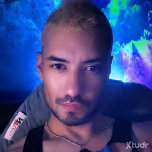 Xtudr - JudasCain: Me gustan los chicos guapos que están en forma nada más, soy muy abierto de mente sobre mis preferencias y actividades se...