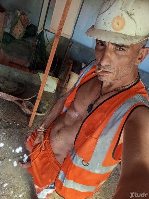 Xtudr - AmoFirmeDisc: QUIERO A MI ZORRA CERCA 
Debes estar en el perfil adecuado si lo que estás buscando es un Amo discreto,muy pocos límit...