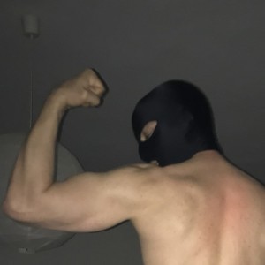Xtudr - Morbako: Tell me your kink